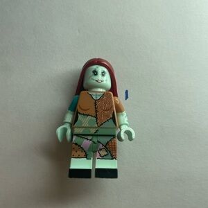 Lego Disney Series 2 Minifigure 71024 - Sally (The Nightmare Before Christmas)